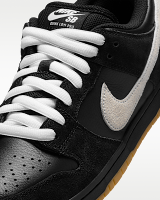Nike SB Dunk Low Pro Skate Shoes. Nike CA